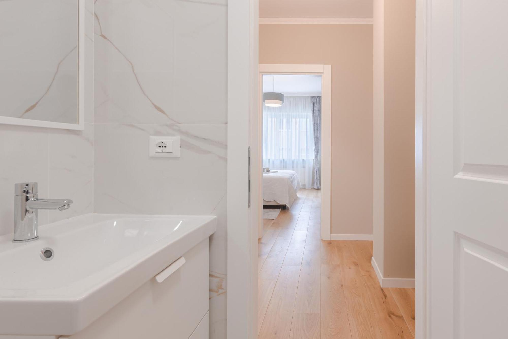 Family&Friends Apartment Триест Екстериор снимка