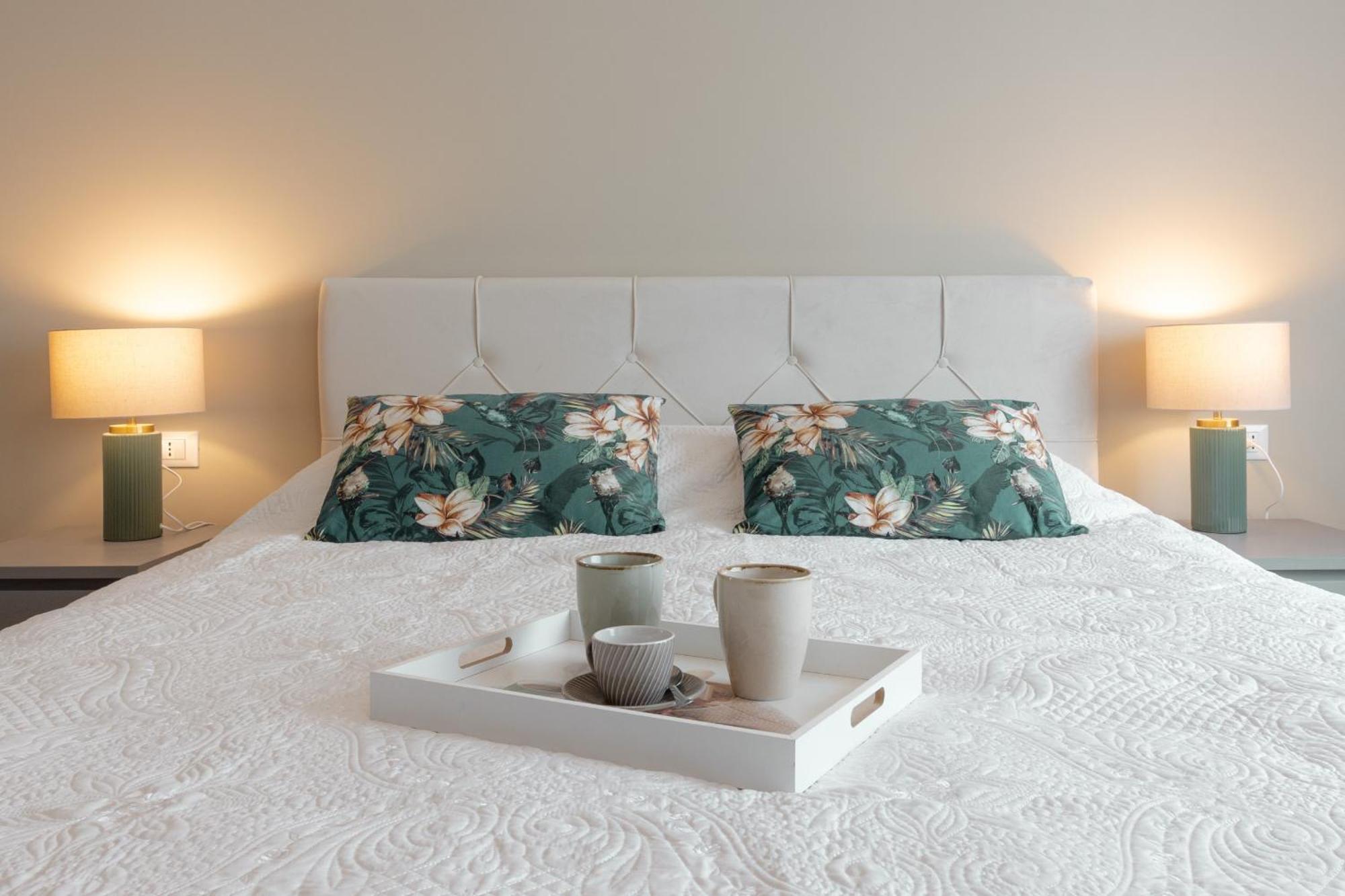 Family&Friends Apartment Триест Екстериор снимка